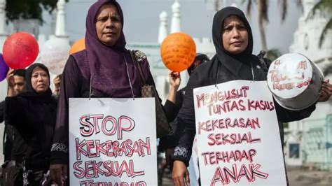 bokep smp indonesia|Pelajar SMP tawarkan layanan seks, terindikasi korban ...